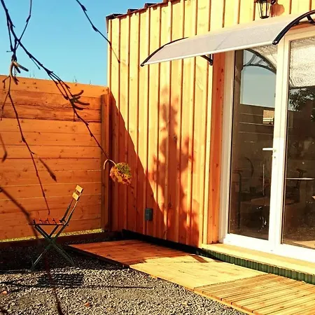 Chalet Cosy Avec Option Jacuzzi Saint-Genes-de-Fronsac Exterior photo
